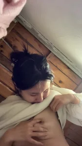 美乳