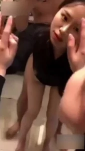 按住爆操，完整版已上传至电报群
