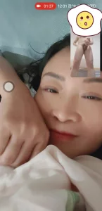 人妻母狗非得视频吃我的鸡巴