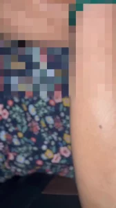 大奶子舅妈吃鸡巴，不情愿看到鸡巴还是耐不住诱惑