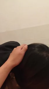 她要一个有耐心人品好的单男