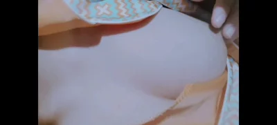 喜欢被看光的骚母狗