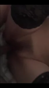 看着就欲求不满的少妇，还很害羞，狠狠地尻她