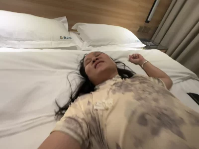 骚熟女需要完整版私信