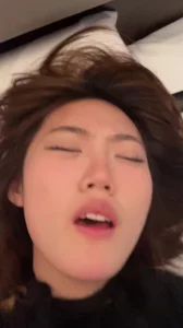 你喜欢肏这样的嫩妹吗