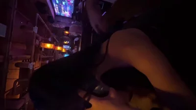 从酒吧到床上用了两天时间