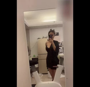 露脸大奶骚逼主动口交女上位榨精（完整版）